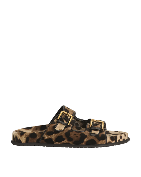 Dolce & Gabbana
leopard-print sandals